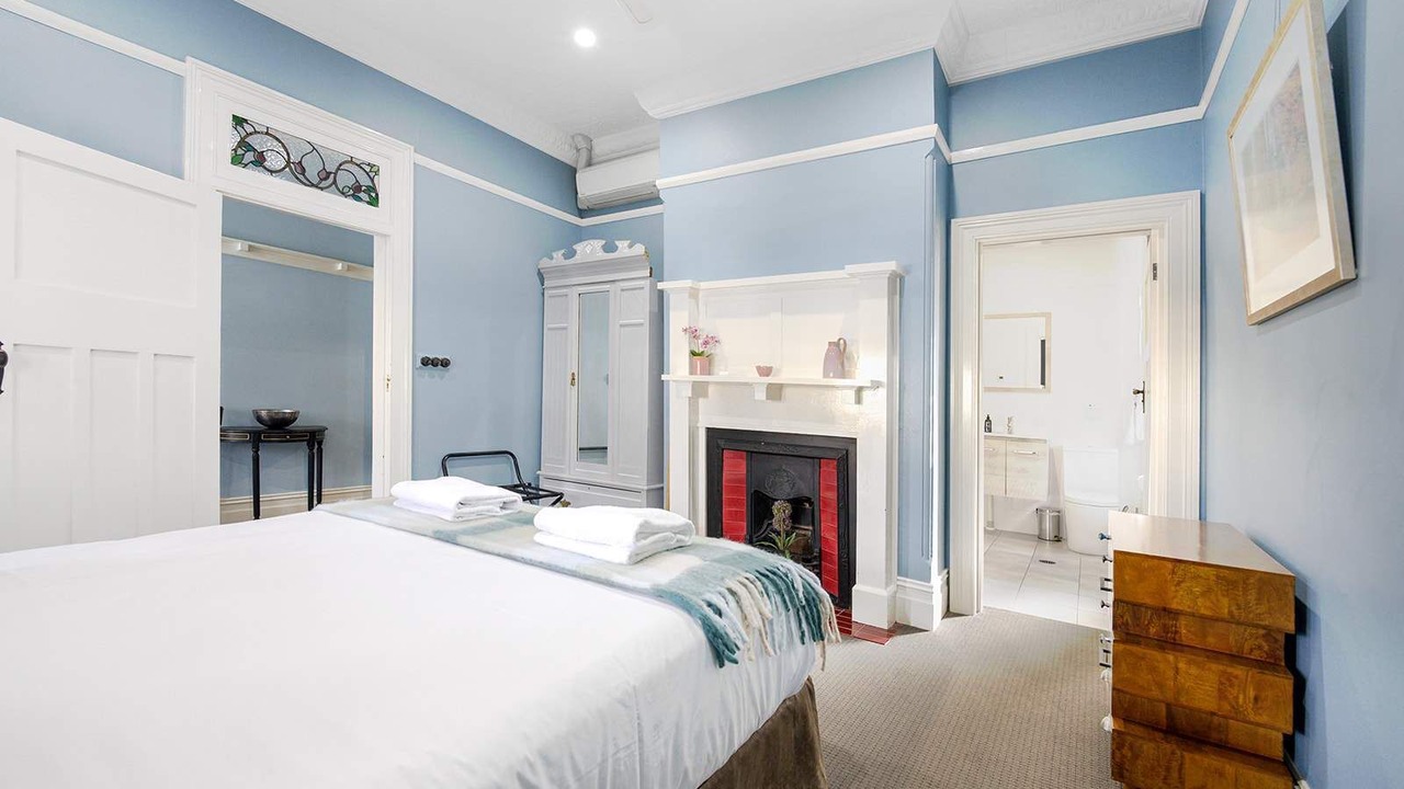 Photo of Bedroom in Orange