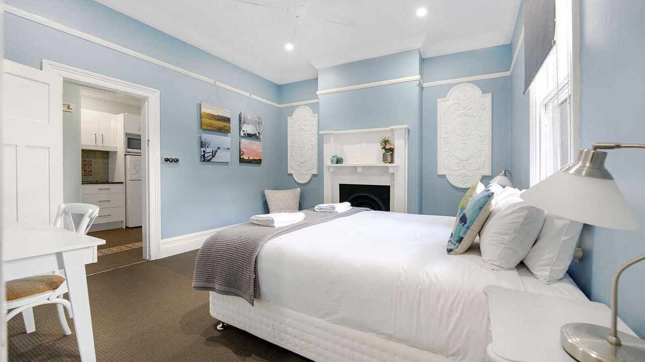 Photo of Bedroom in Orange