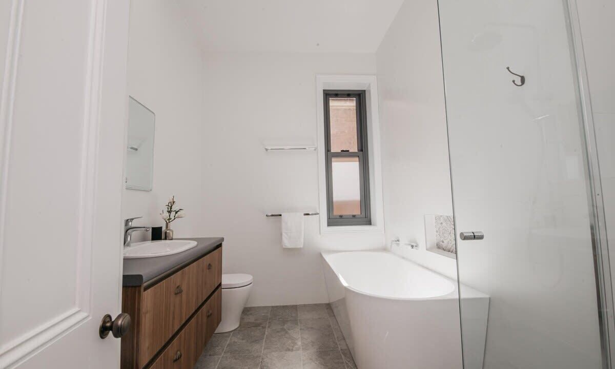 Photo of Bathroom in Glenroi