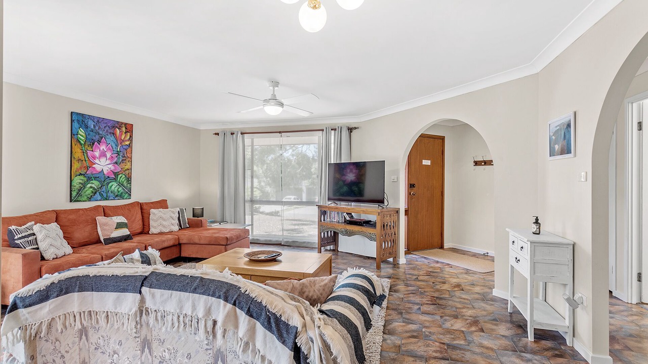 Photo of Livingroom in Shoal Bay