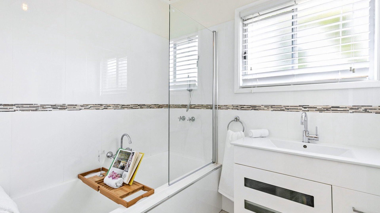 Photo of Bathroom in Anglesea