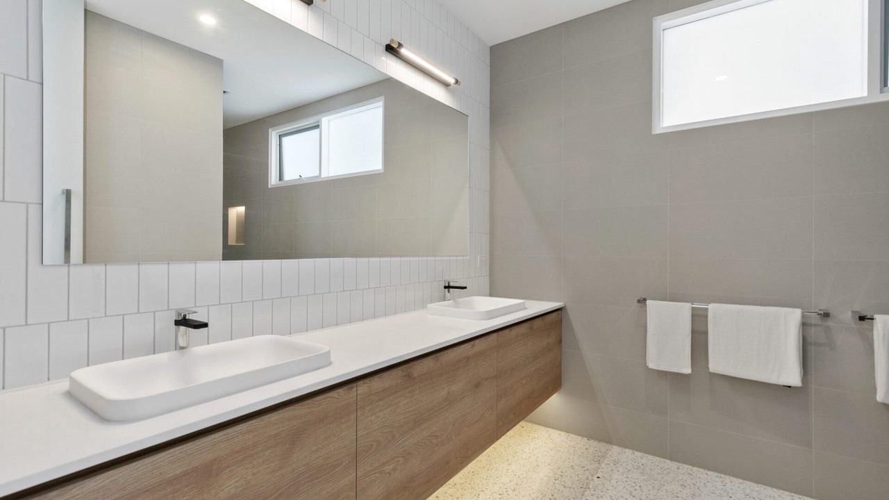 Photo of Bathroom in Lorne