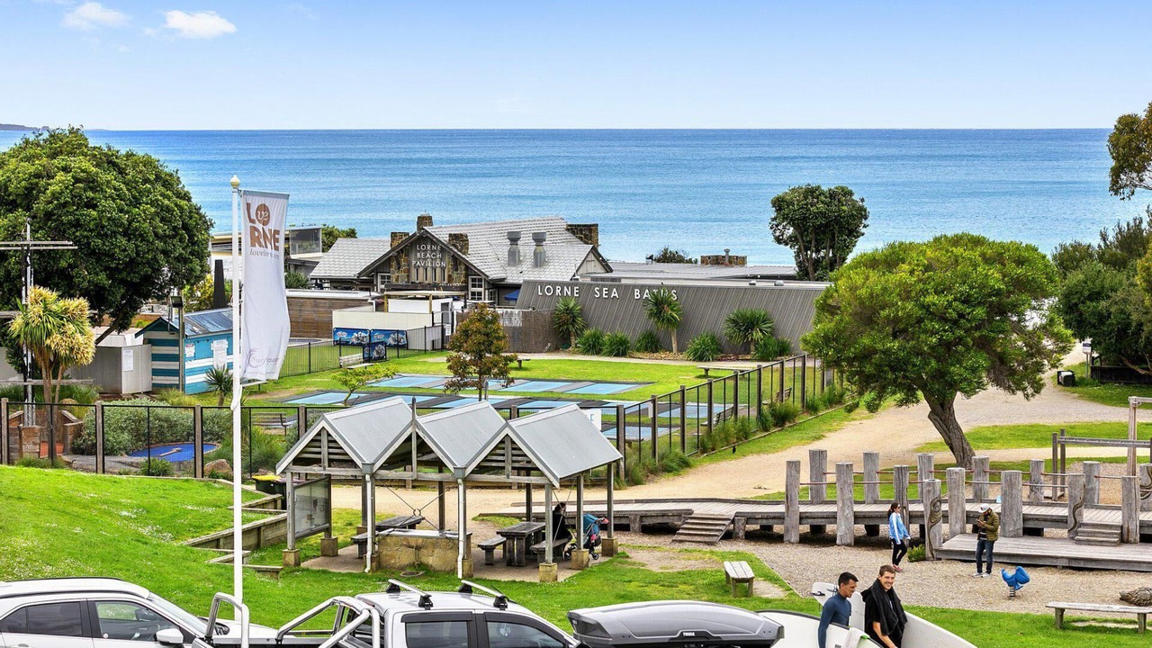 Photo of Others in Lorne