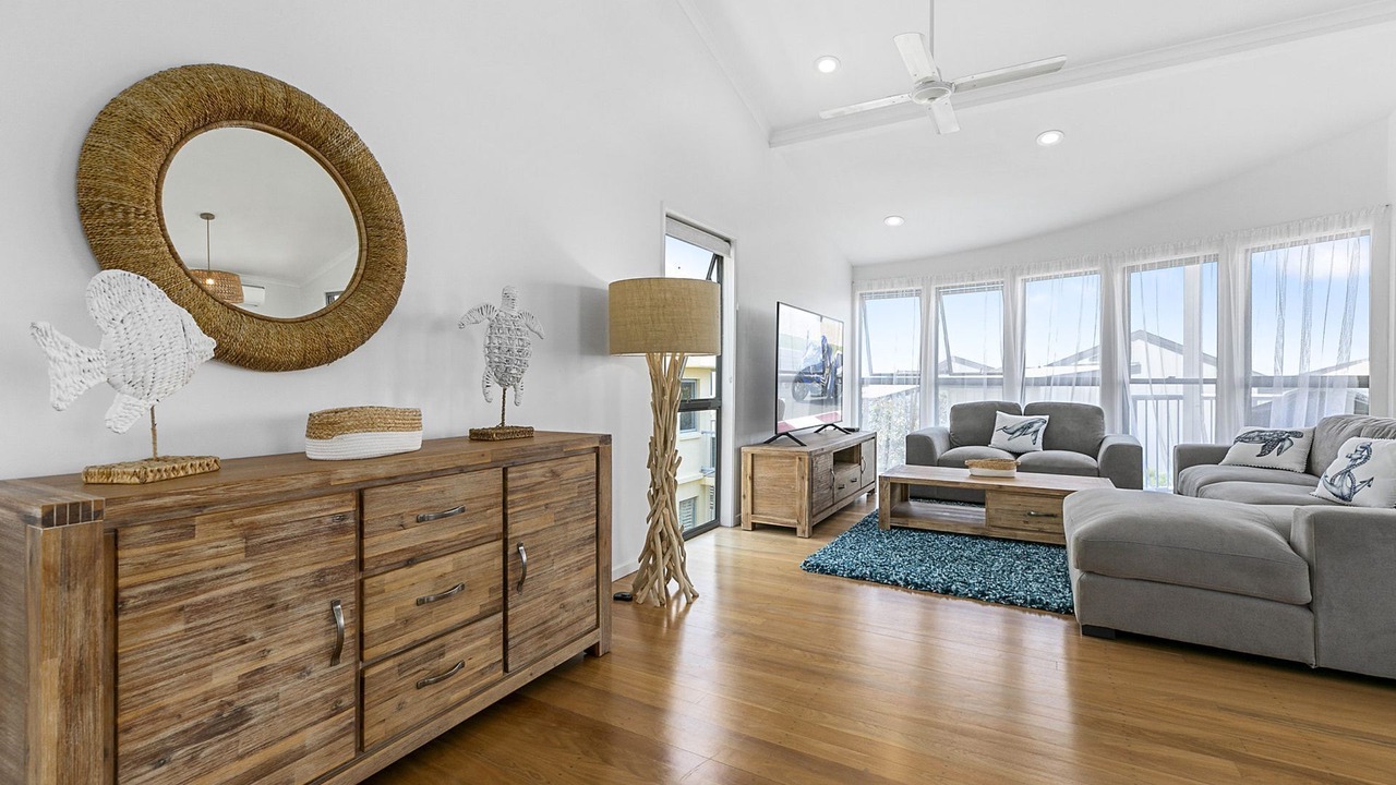 Photo of Livingroom in Castaways Beach