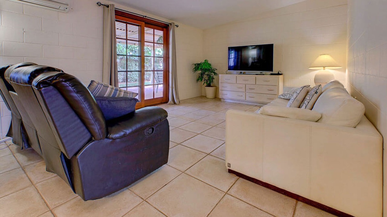 Photo of Livingroom in Exmouth