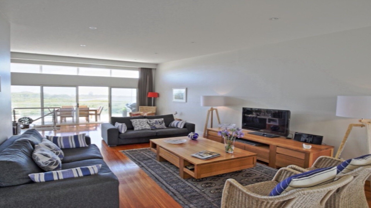 Photo of Livingroom in Hawks Nest