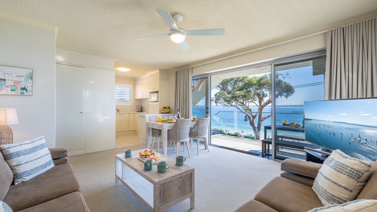 Photo of Livingroom in Shoal Bay