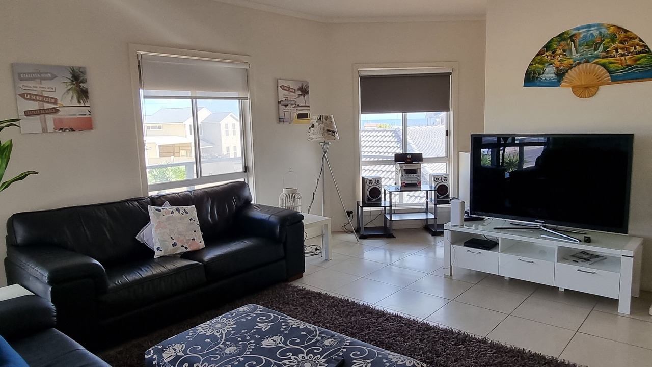 Photo of Livingroom in North Beach