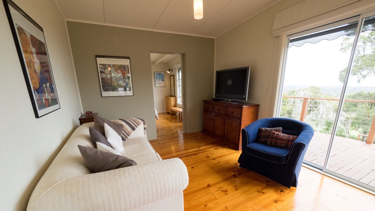 Photo of Livingroom in Rosebud