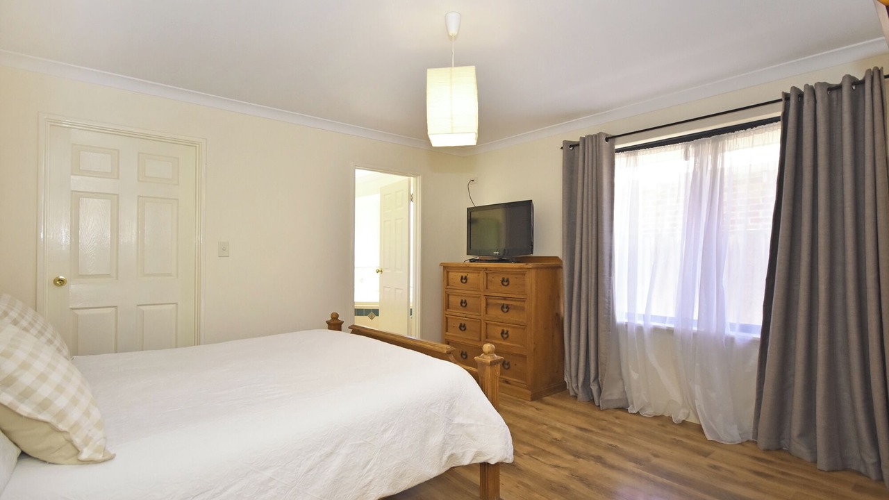 Photo of Bedroom in Quinns Rocks