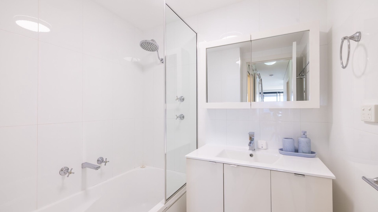 Photo of Bathroom in Salamander Bay