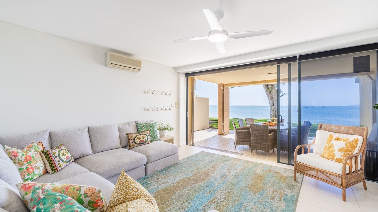 Photo of Livingroom in Salamander Bay