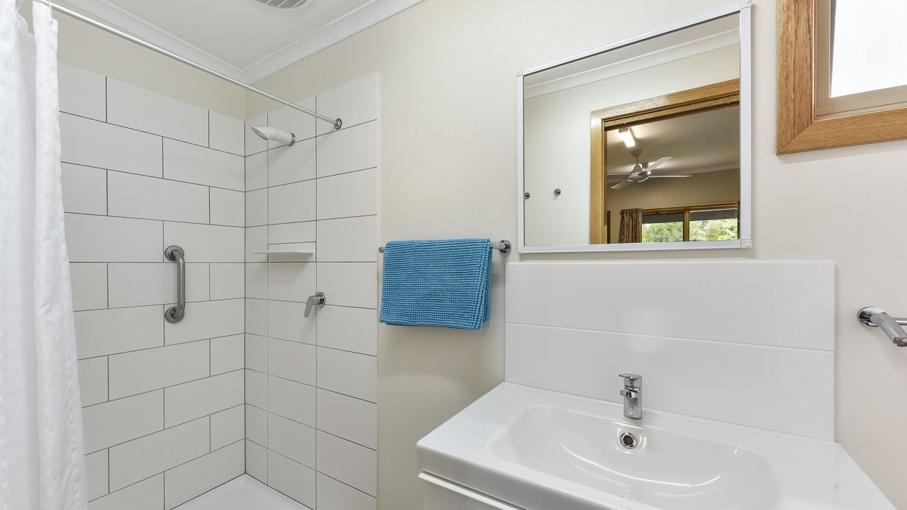 Photo of Bathroom in Mayurra