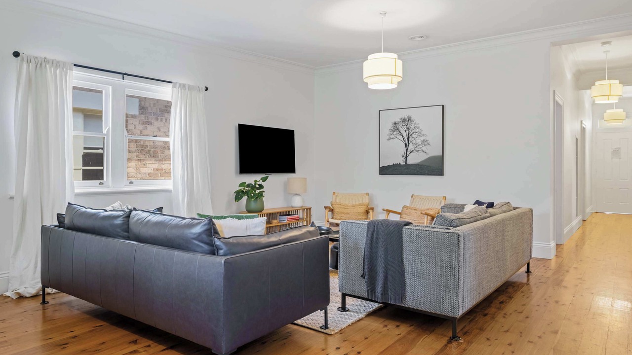 Photo of Livingroom in Orange