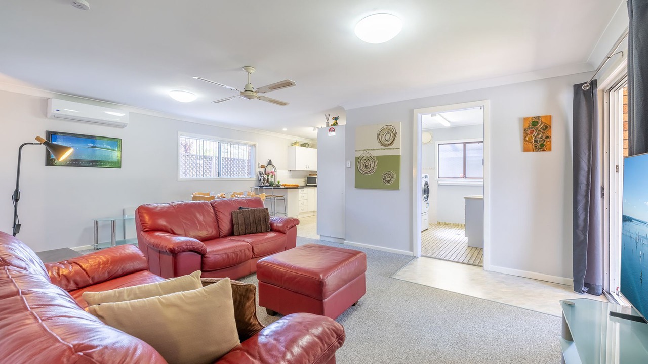 Photo of Livingroom in Shoal Bay