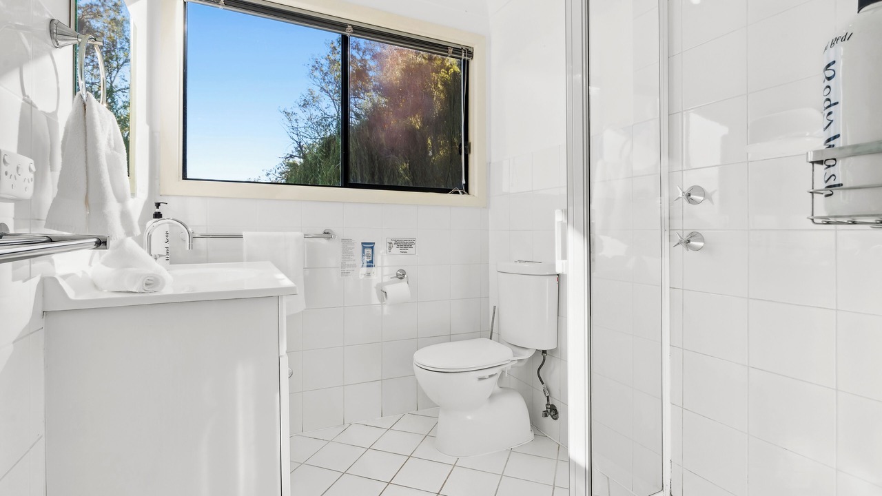 Photo of Bathroom in Renmark