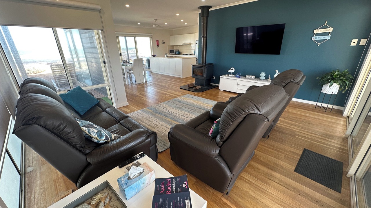 Photo of Livingroom in North Beach