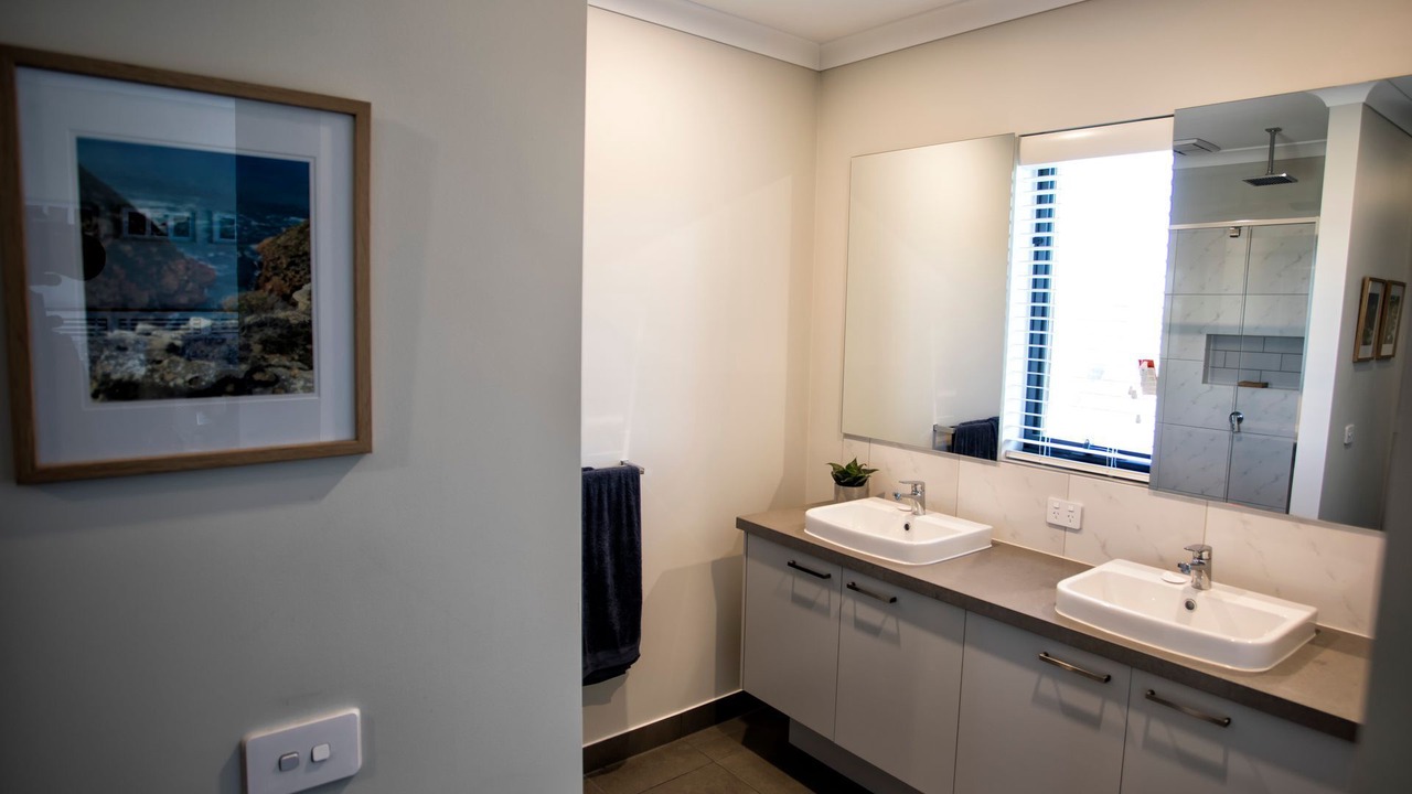 Photo of Bathroom in Point Lonsdale