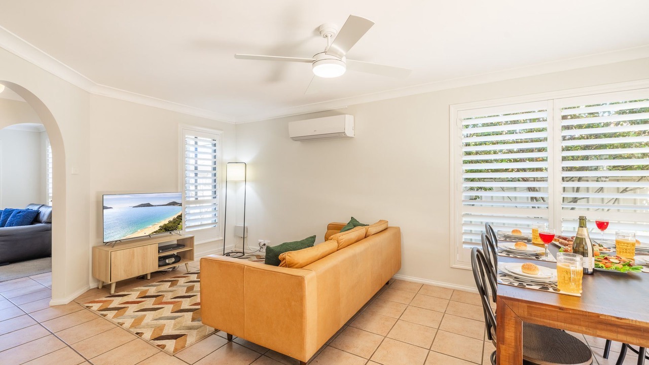 Photo of Livingroom in Fingal Bay