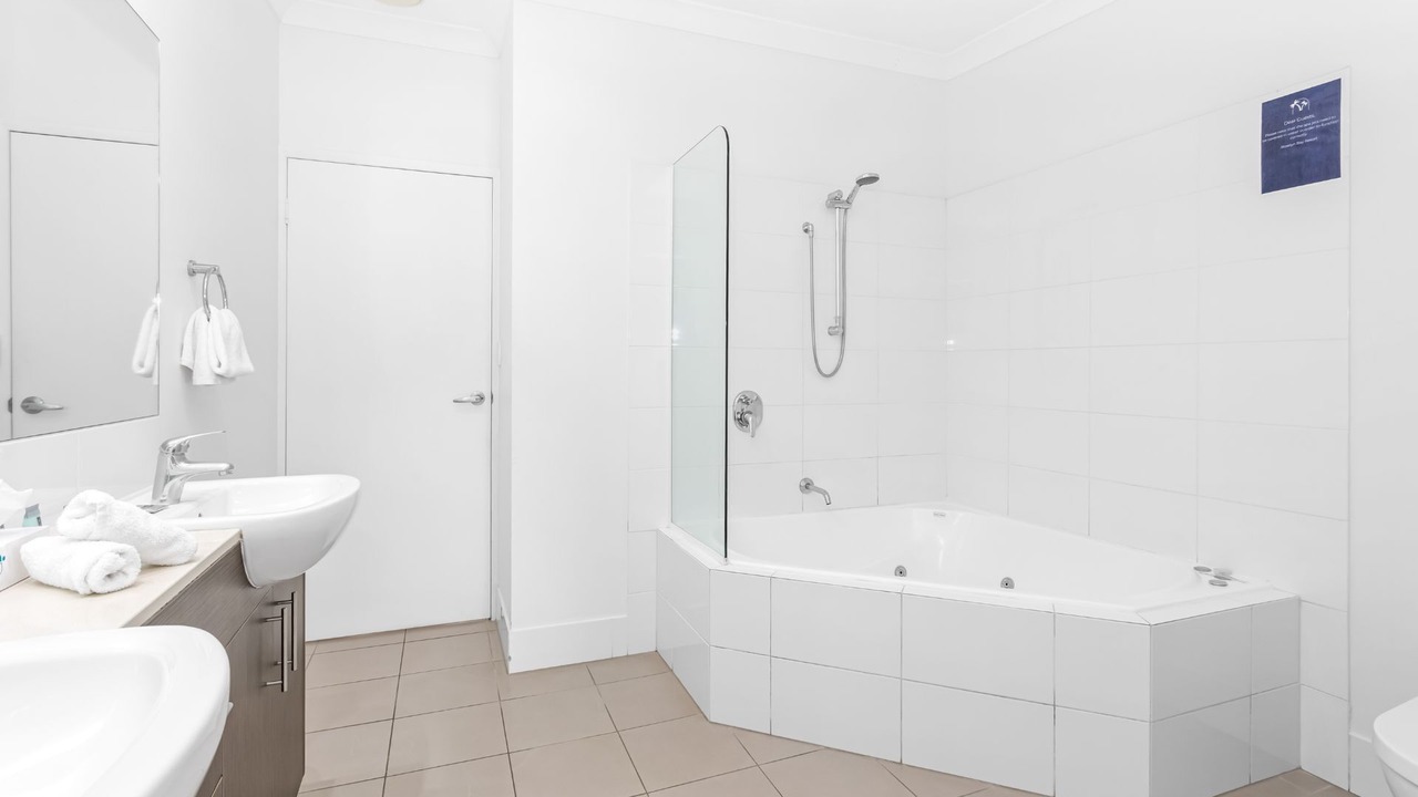 Photo of Bathroom in Rosslyn