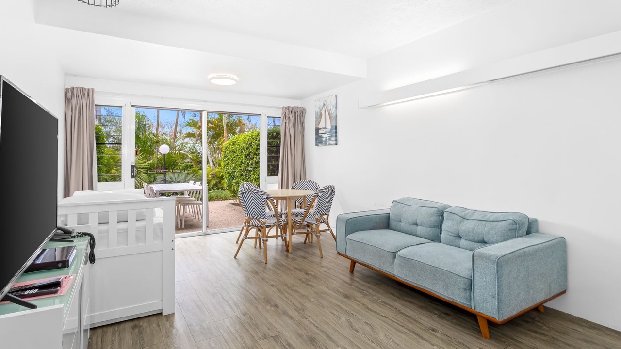 Photo of Livingroom in Rosslyn