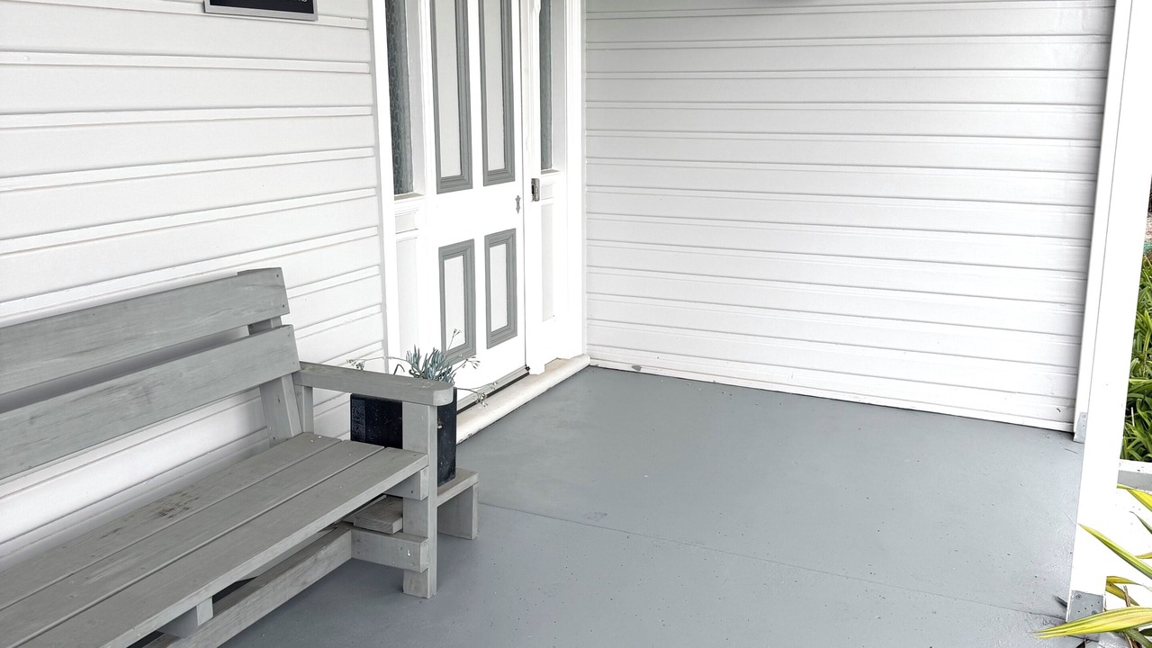 Photo of Patio Balcony in Gravelly Beach