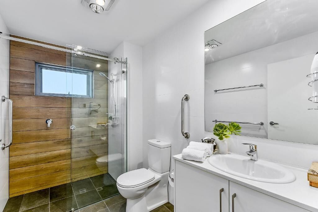 Photo of Bathroom in Rivoli Bay