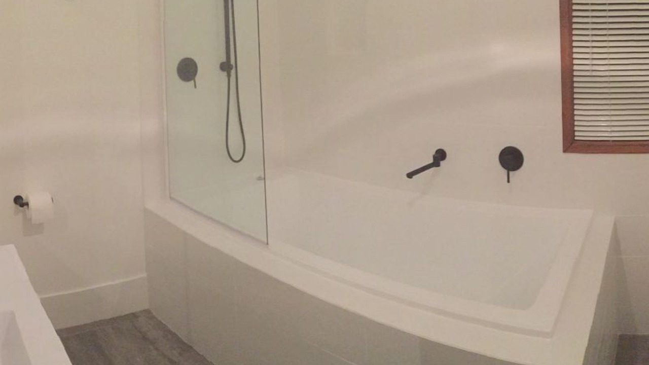 Photo of Bathroom in Leeman