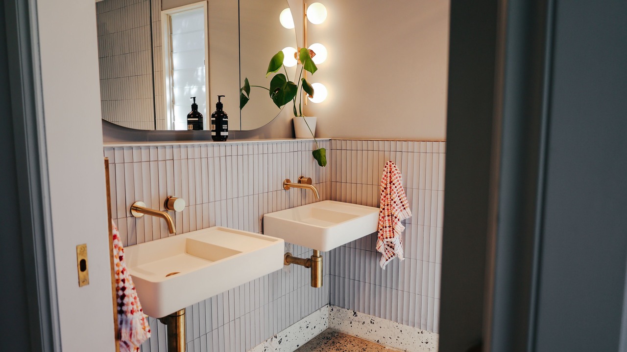 Photo of Bathroom in Torquay