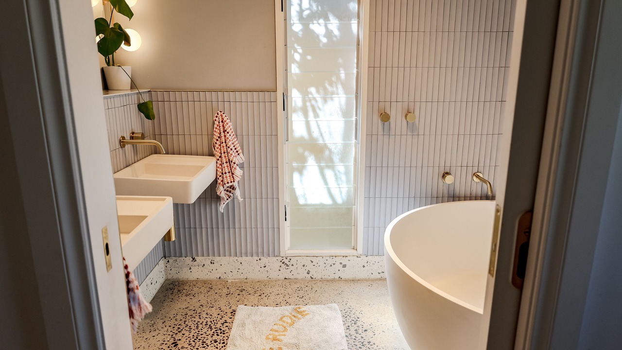 Photo of Bathroom in Torquay