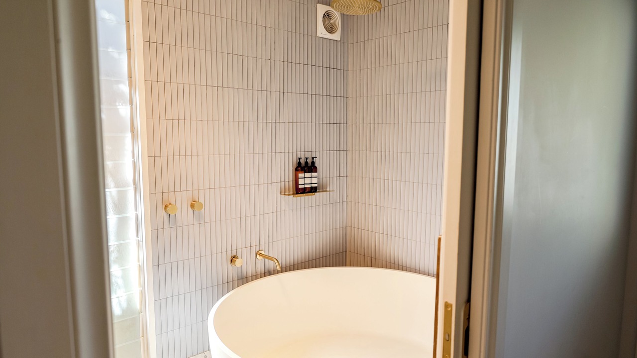 Photo of Bathroom in Torquay