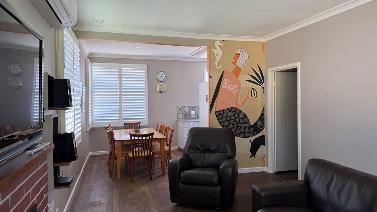 Photo of Livingroom in Middleton Beach
