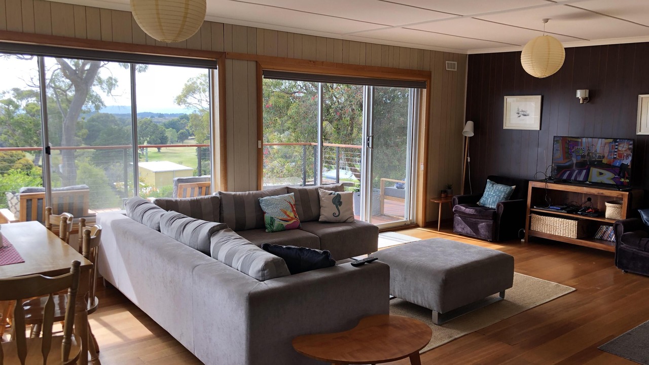 Photo of Livingroom in Greens Beach