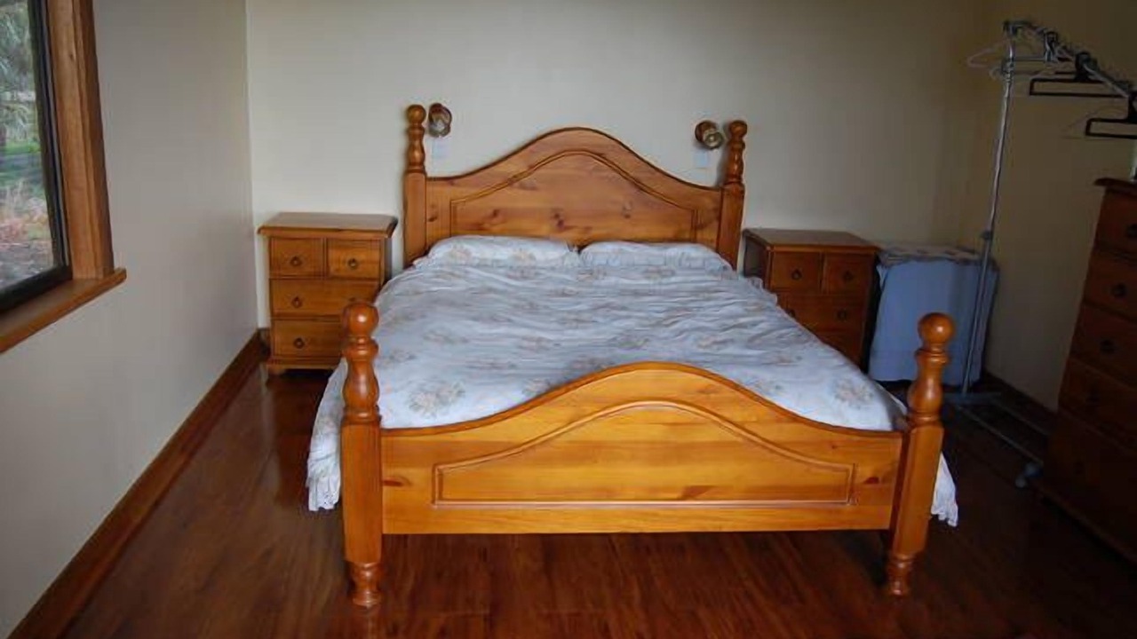 Photo of Bedroom in American River
