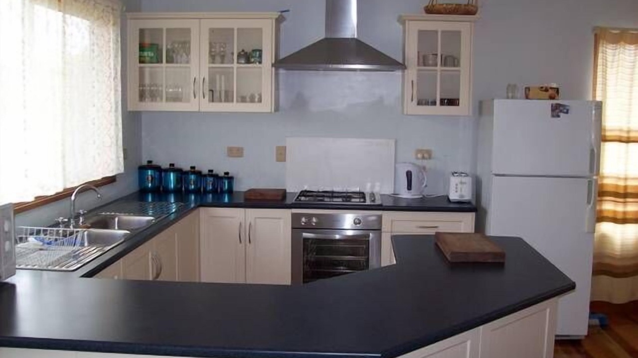 Photo of Kitchen in Baudin Beach