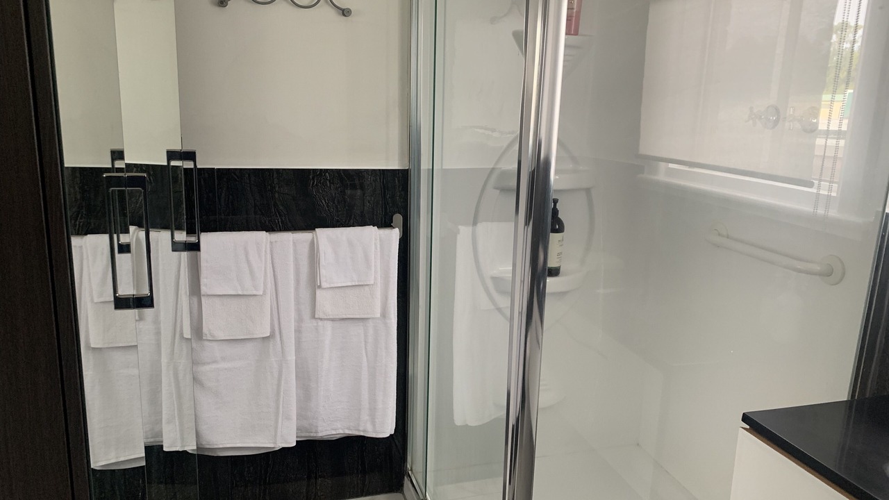 Photo of Bathroom in Port Vincent