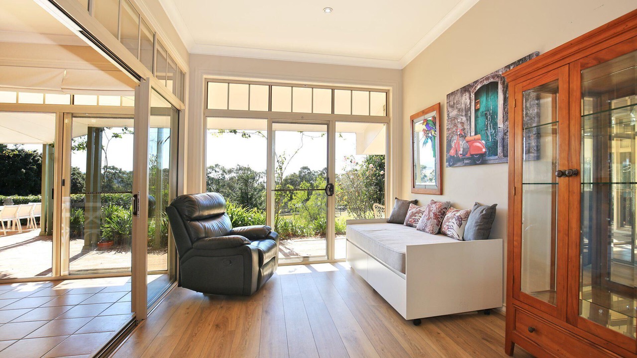 Photo of Livingroom in Berry