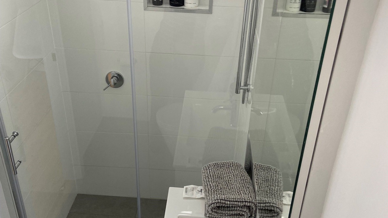 Photo of Bathroom in St Leonards
