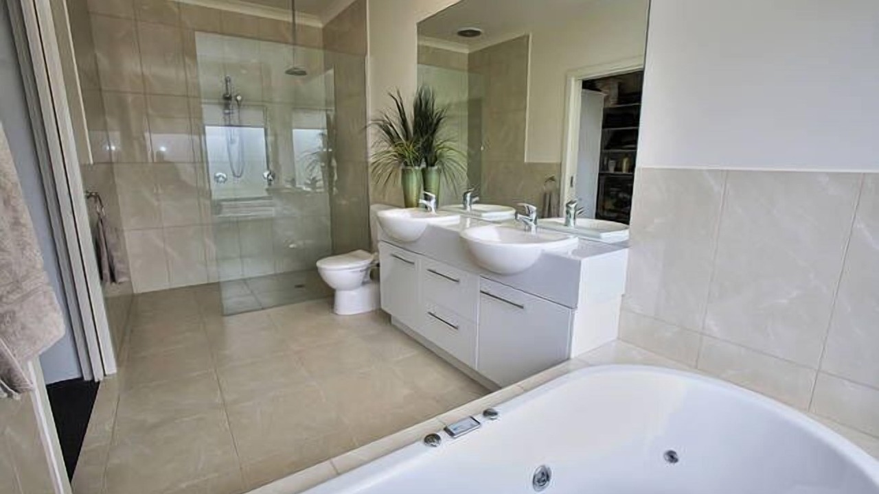 Photo of Bathroom in Cowes