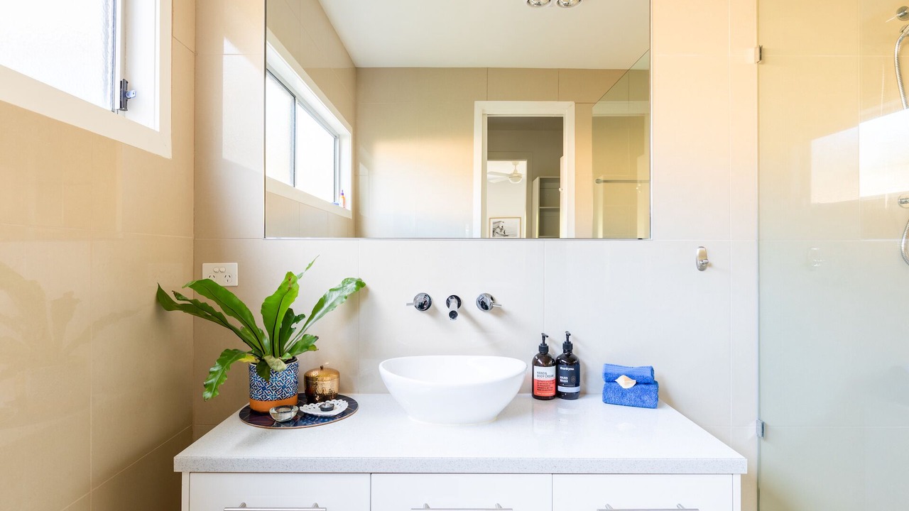 Photo of Bathroom in Torquay
