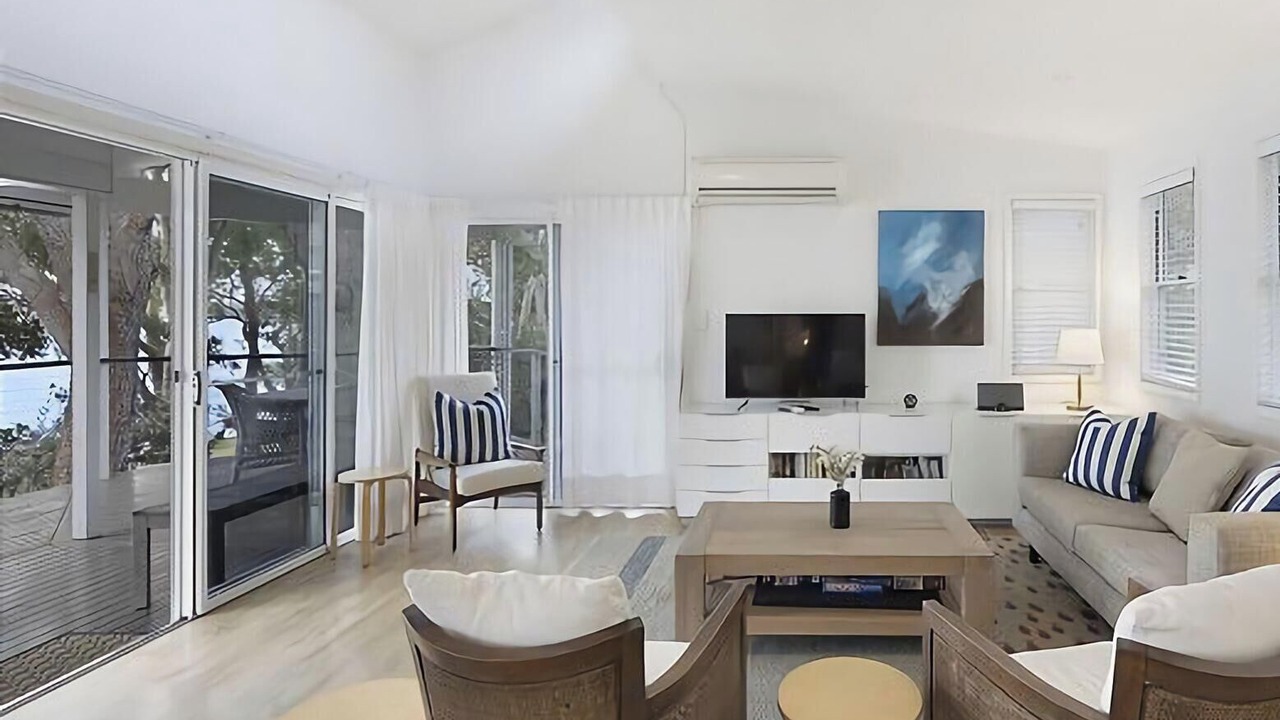 Photo of Livingroom in Summerland Point