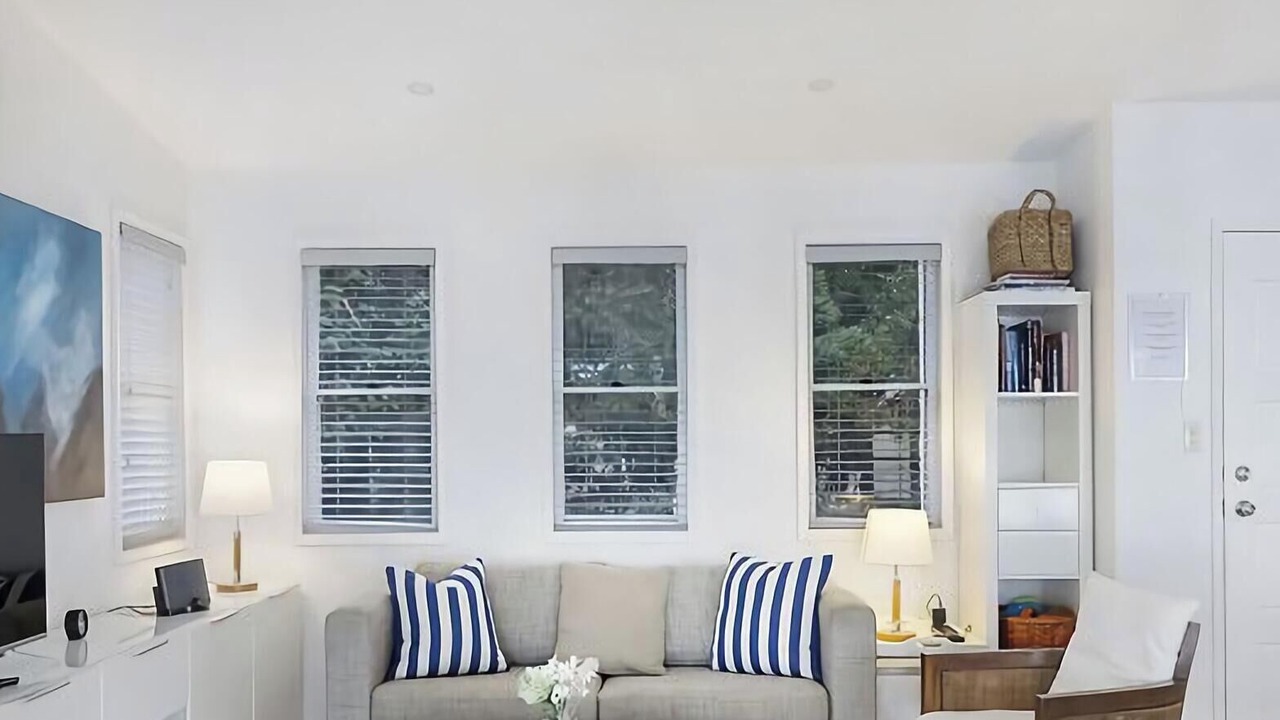Photo of Livingroom in Summerland Point