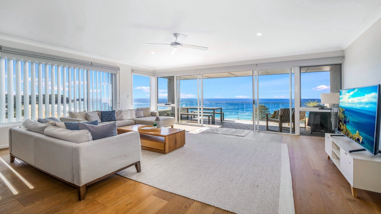 Photo of Livingroom in Avoca Beach