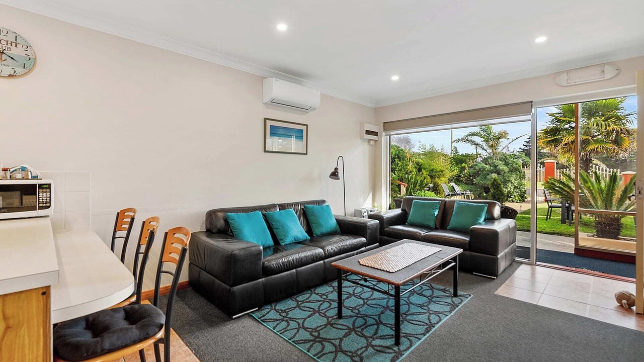 Photo of Livingroom in East Devonport
