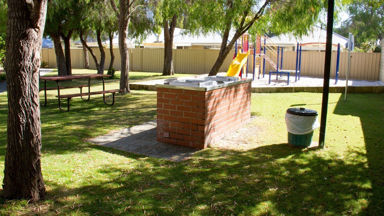 Photo of Outdoor in Broadwater