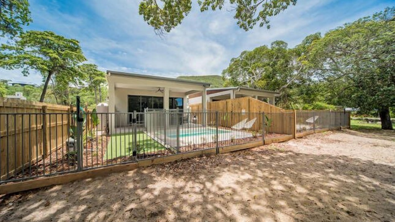 Photo of Outdoor in Hideaway Bay