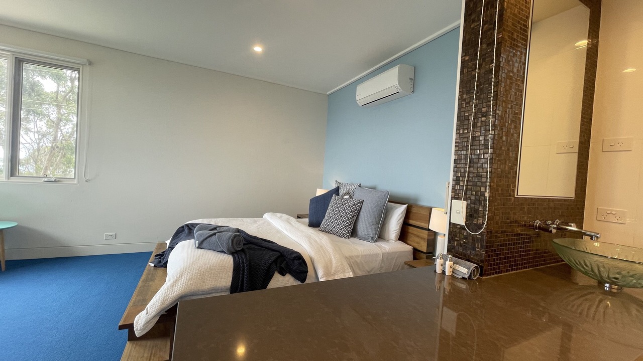 Photo of Bedroom in Wye River