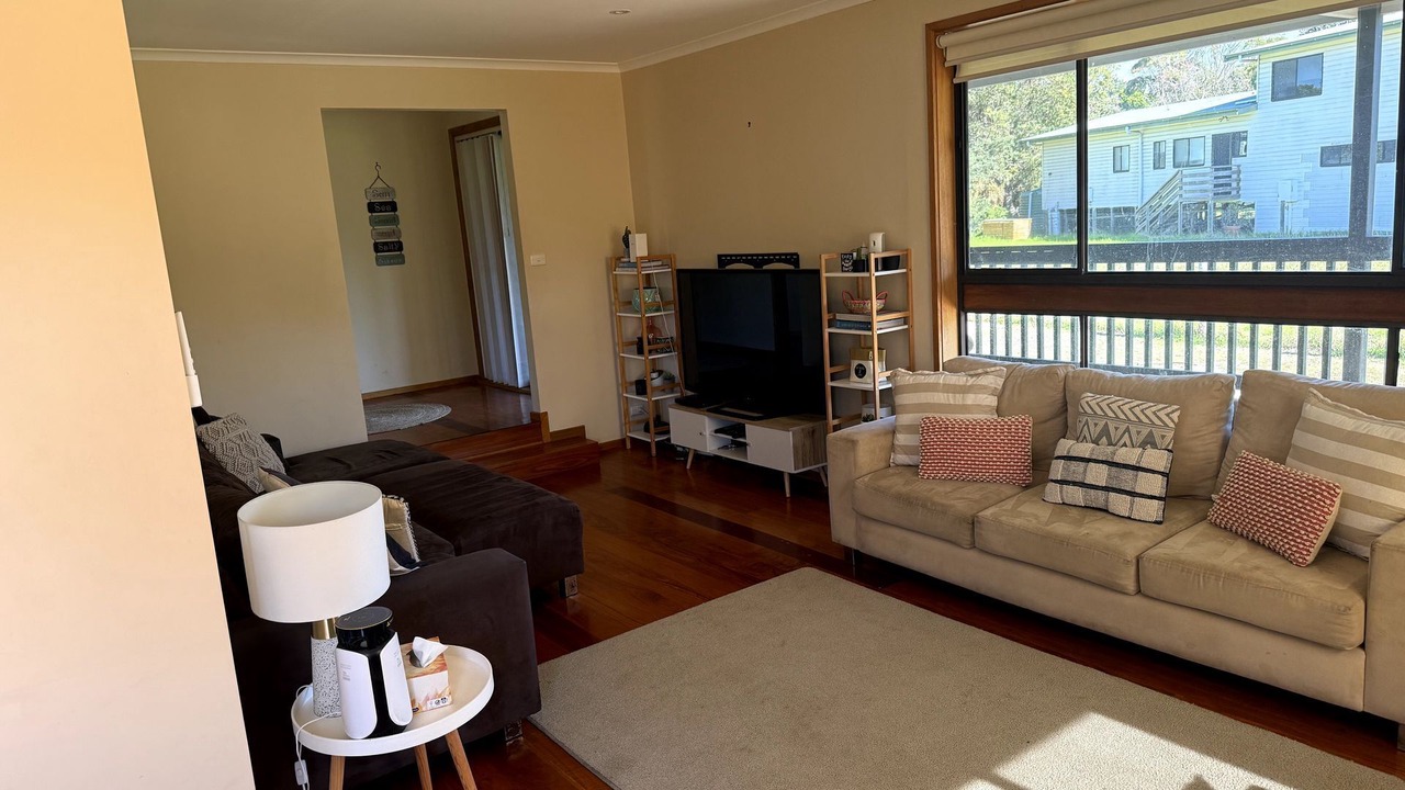 Photo of Livingroom in Venus Bay