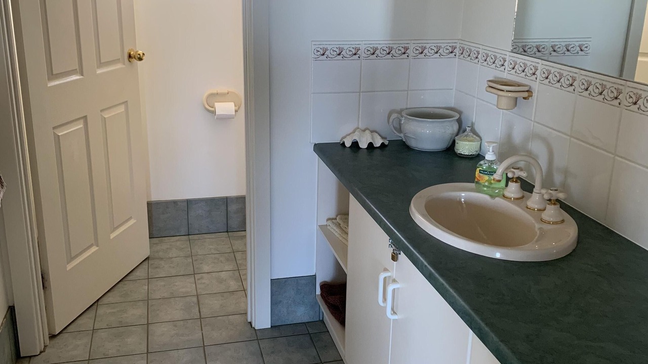 Photo of Bathroom in Taylorville