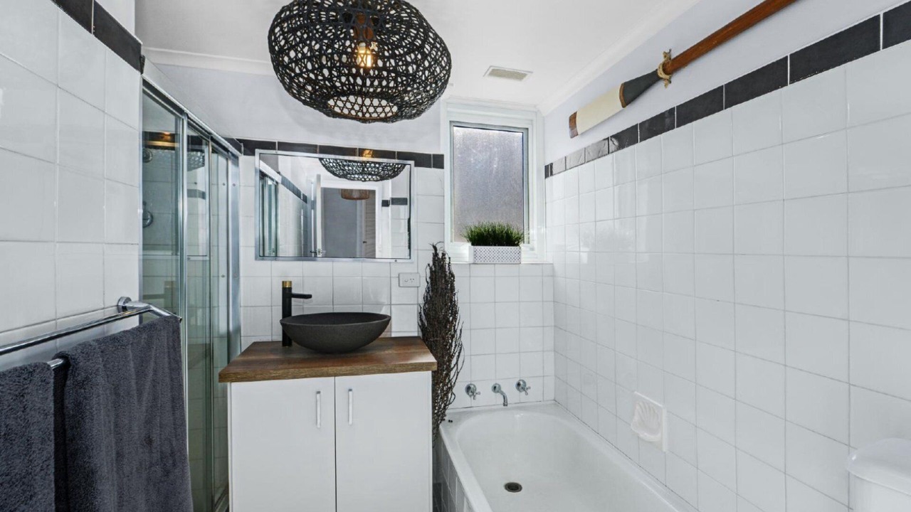 Photo of Bathroom in Avoca Beach